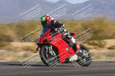 media/Feb-04-2023-SoCal Trackdays (Sat) [[8a776bf2c3]]/Turn 9 Side (130pm)/